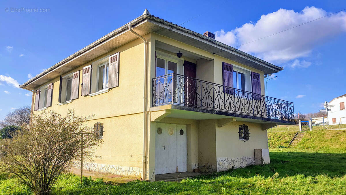 Maison à SAINT-SEVER