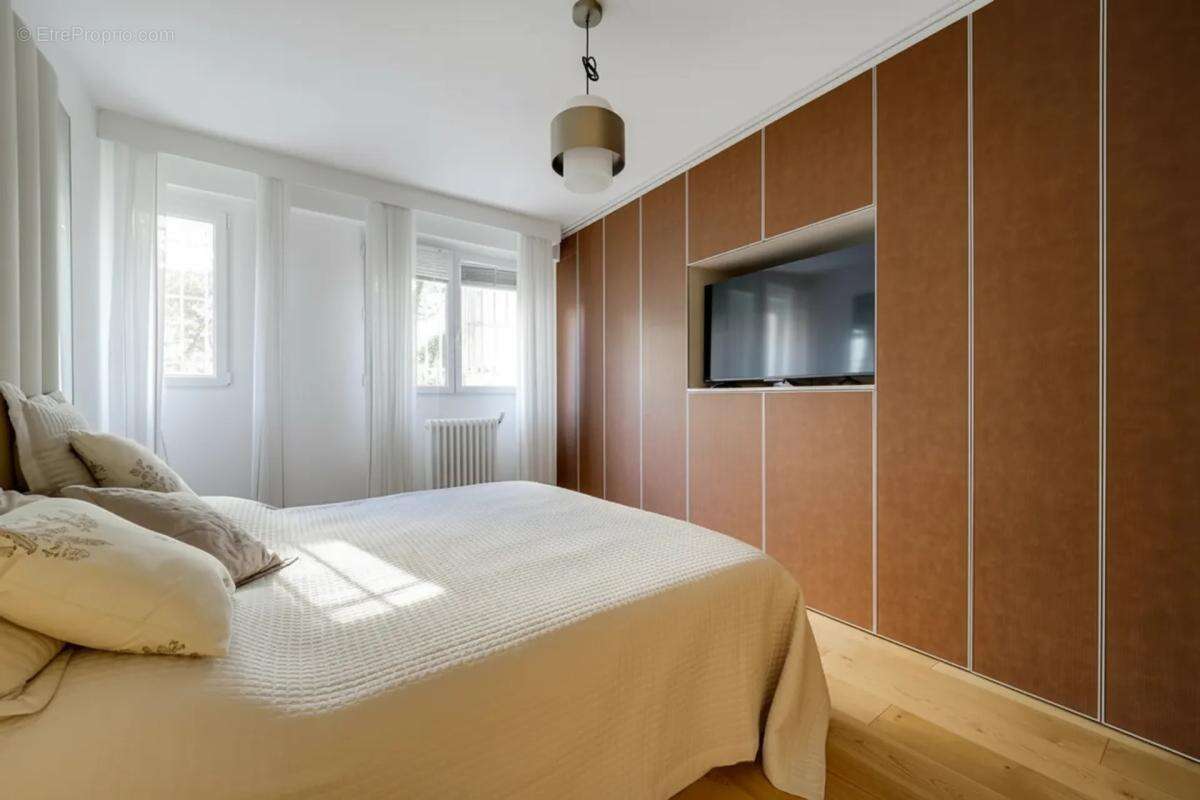 Neuilly, 108 m² avec jardin 30 m² - photo 9