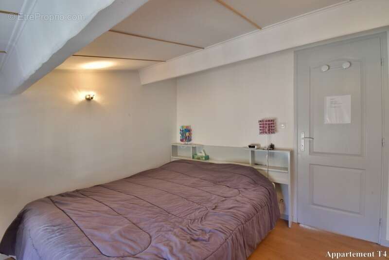 Maison à SAINT-GENIEZ