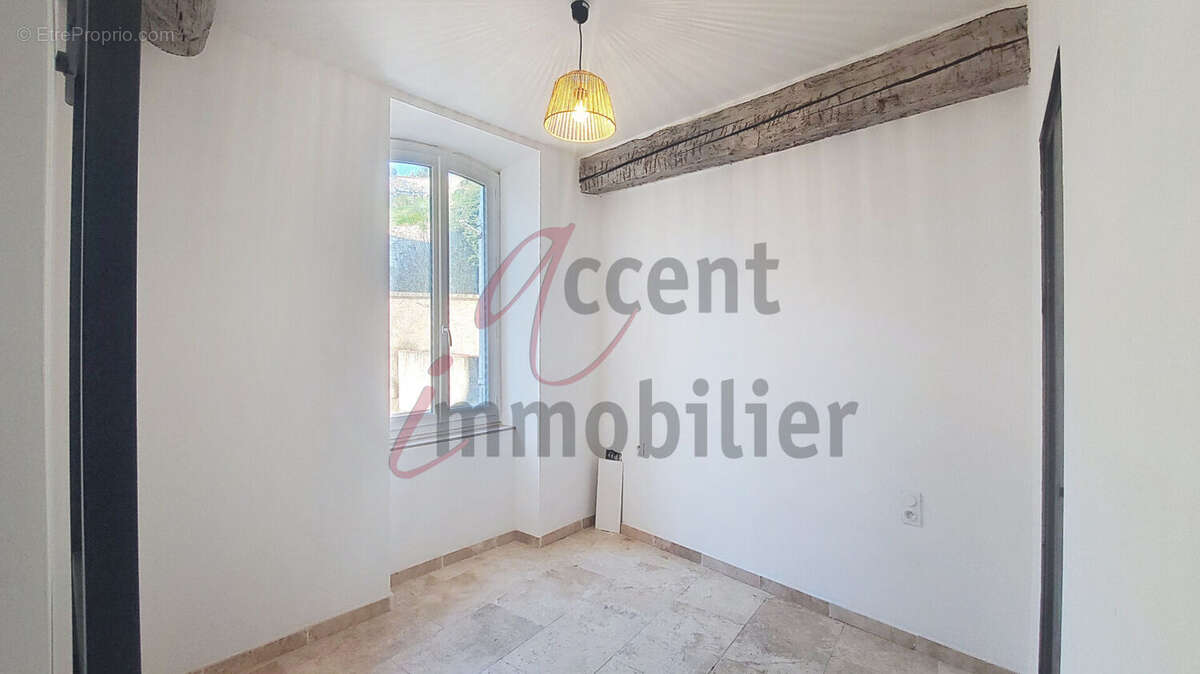 Appartement à NOVES