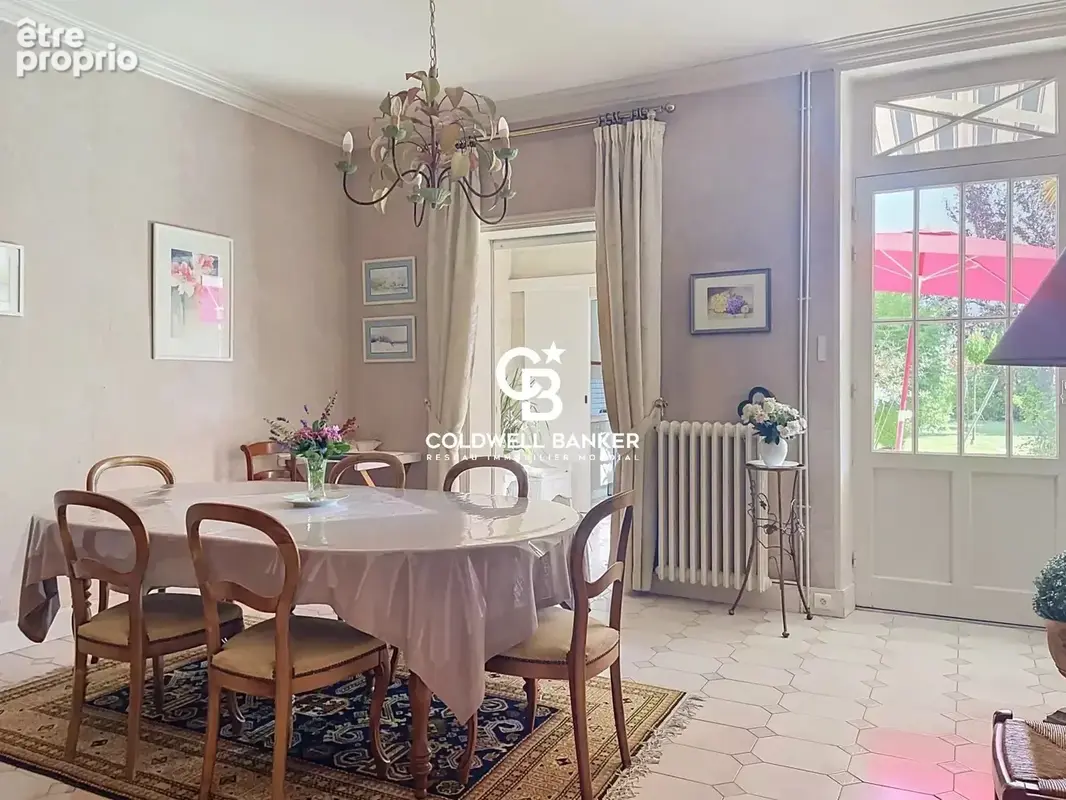 Maison familiale avec jardin et garage au cœur de Saintes - photo 2