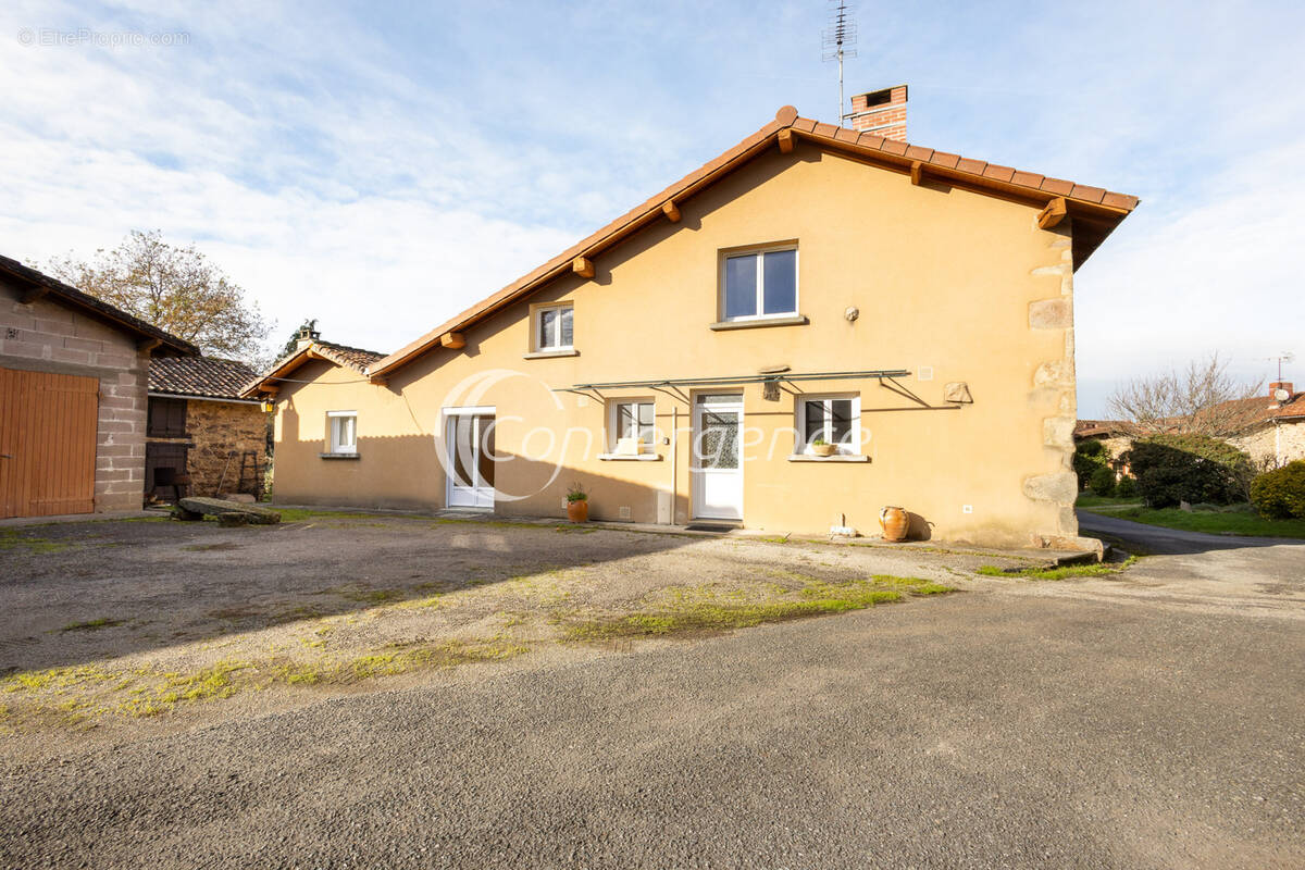 Maison à SAINT-AUVENT