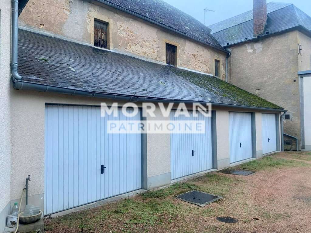 Maison à SAINT-SAULGE