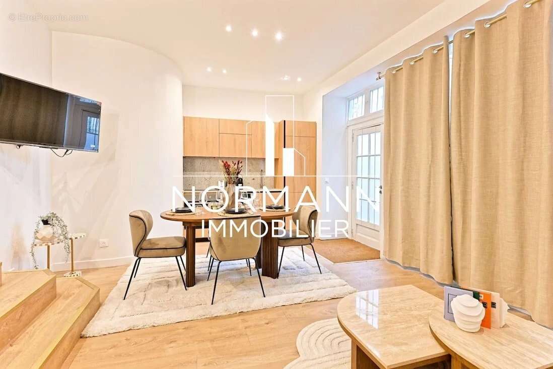 Appartement à PARIS-9E