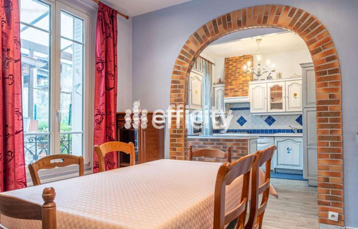 Maison 100 m² à Villeneuve-Saint-Georges  - photo 5