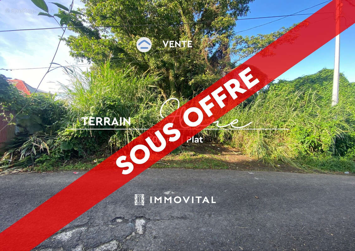 Terrain à SAINT-CLAUDE