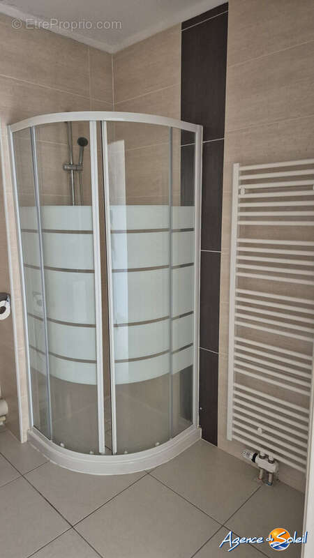 Appartement à SAINT-LAURENT-DE-LA-SALANQUE