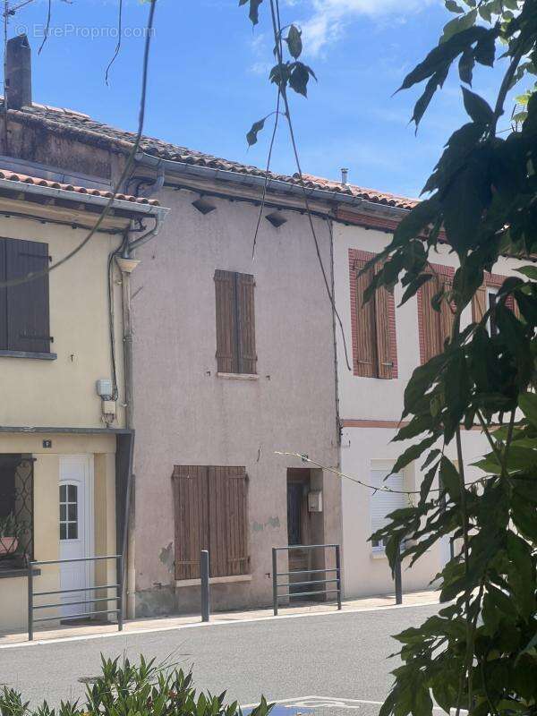 Maison à BRUGUIERES