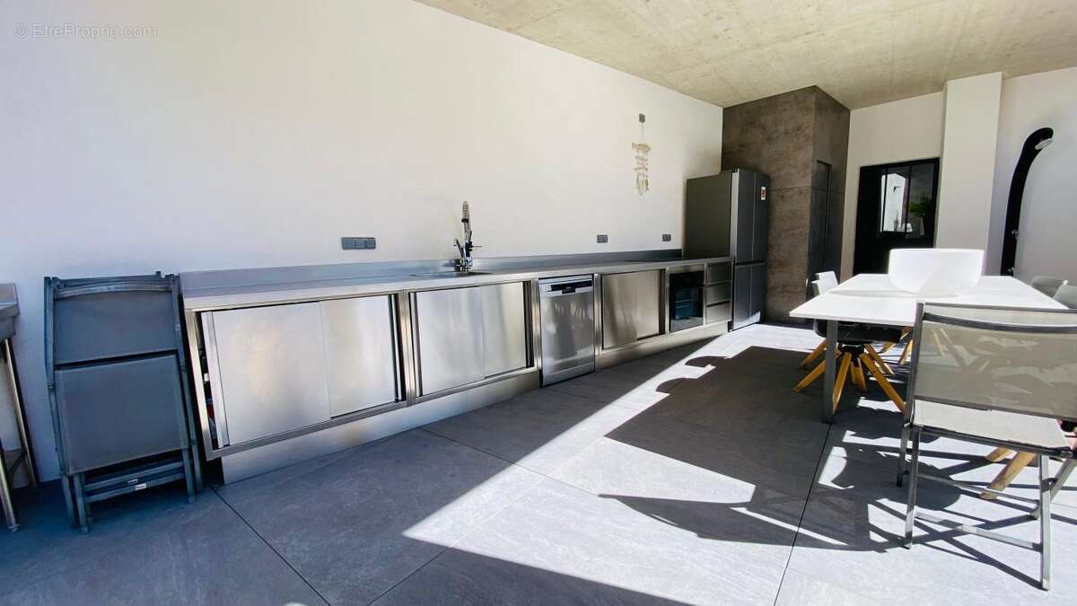 Maison de Ville entièrement rénovée - photo 23