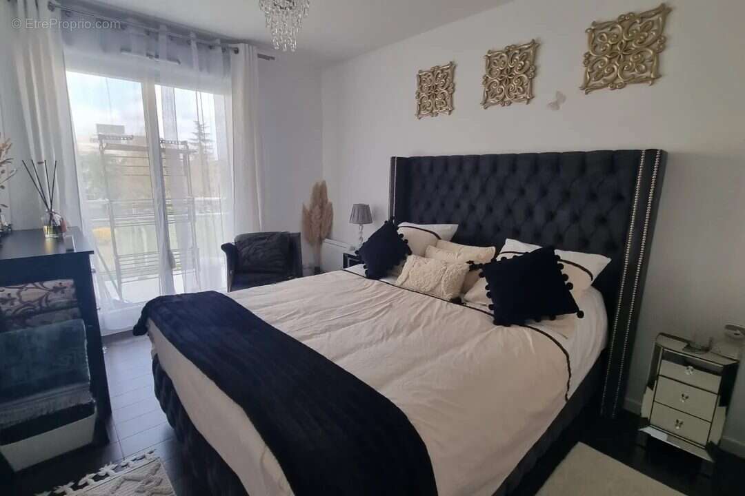 Appartement à LA RICHE