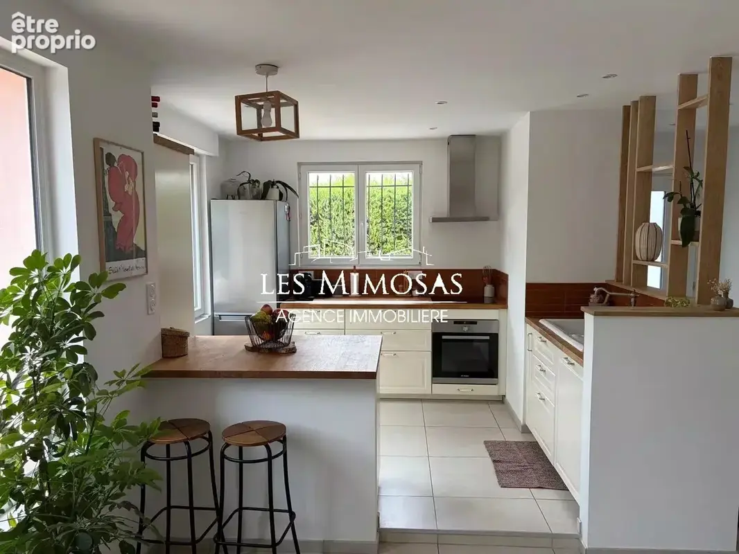 FREJUS-PLAGE, Maison individuelle de 115m² de plain-pied avec garage - photo 5
