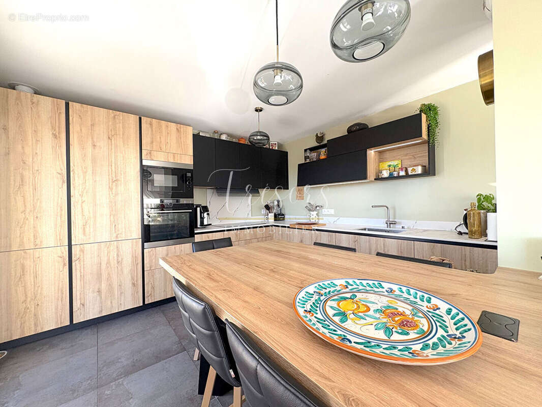 Appartement à SEYNOD