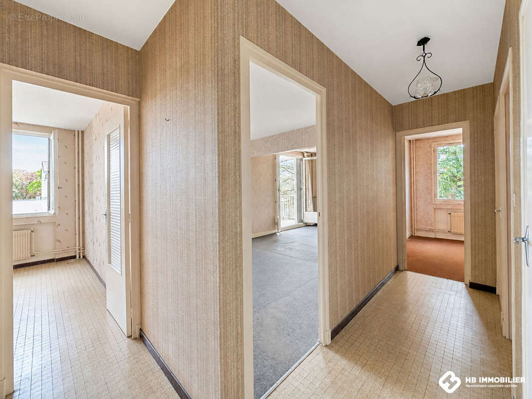 Appartement Roanne 3 pièce(s) 56.31 m2 - photo 9