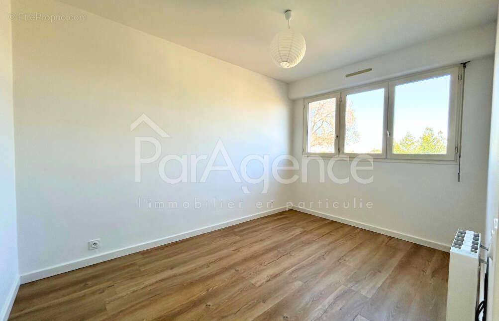 Appartement   Lumineux T2 à 800 m de la plage - photo 8