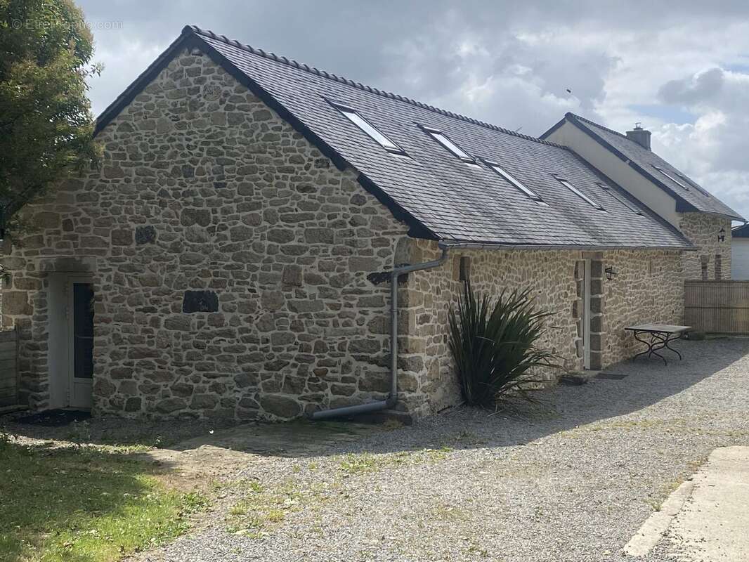 Maison à PLOUDALMEZEAU