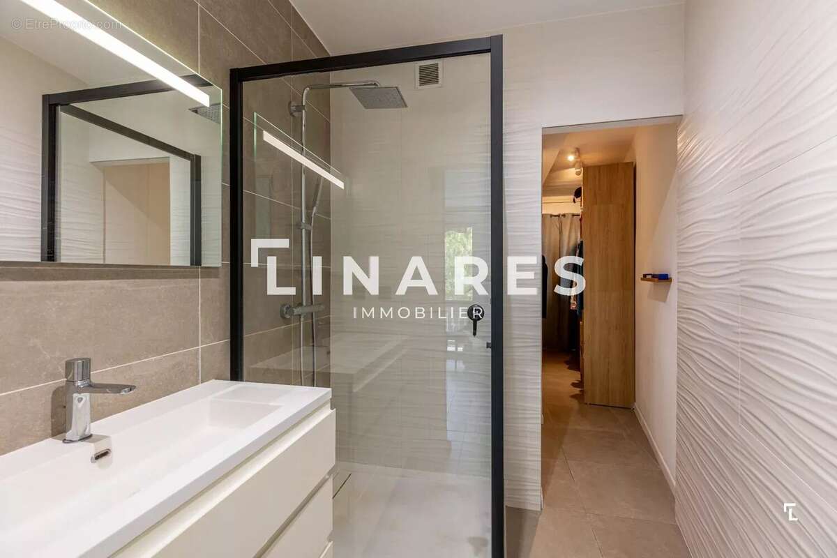 LES CAILLOLS - Appartement T4 95 m² - Vue dégagée - Balcon - 13012 - photo 6