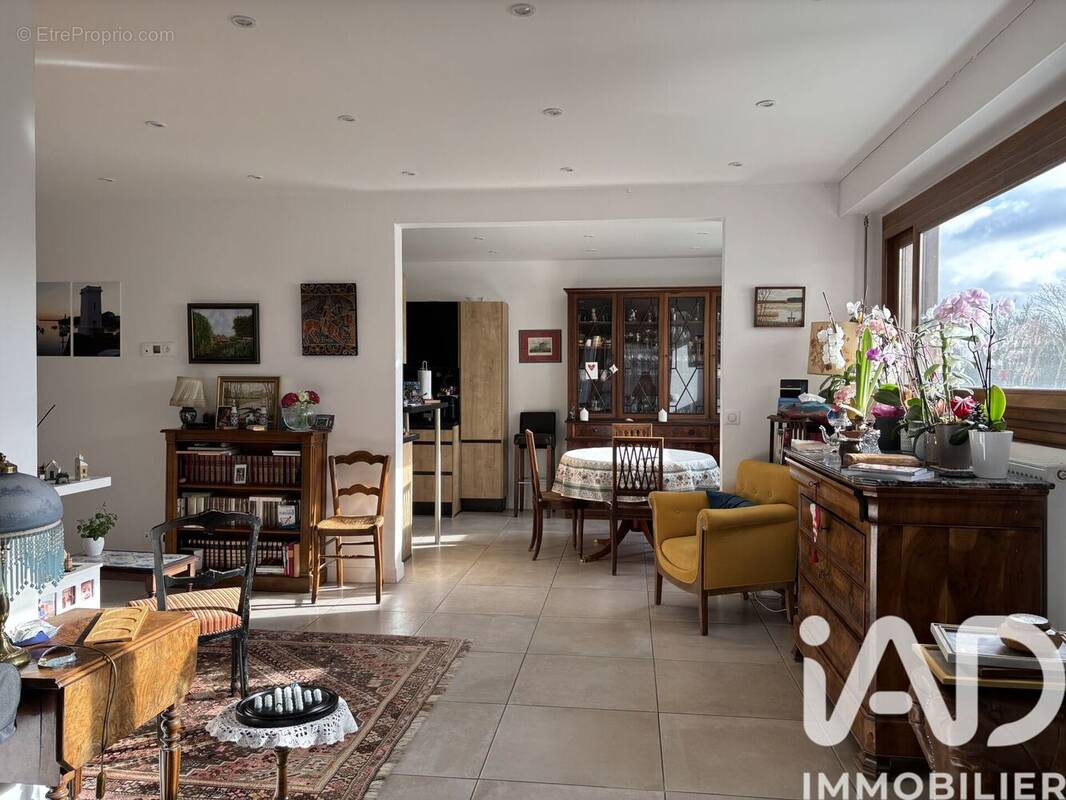 Photo 1 - Appartement à POISSY