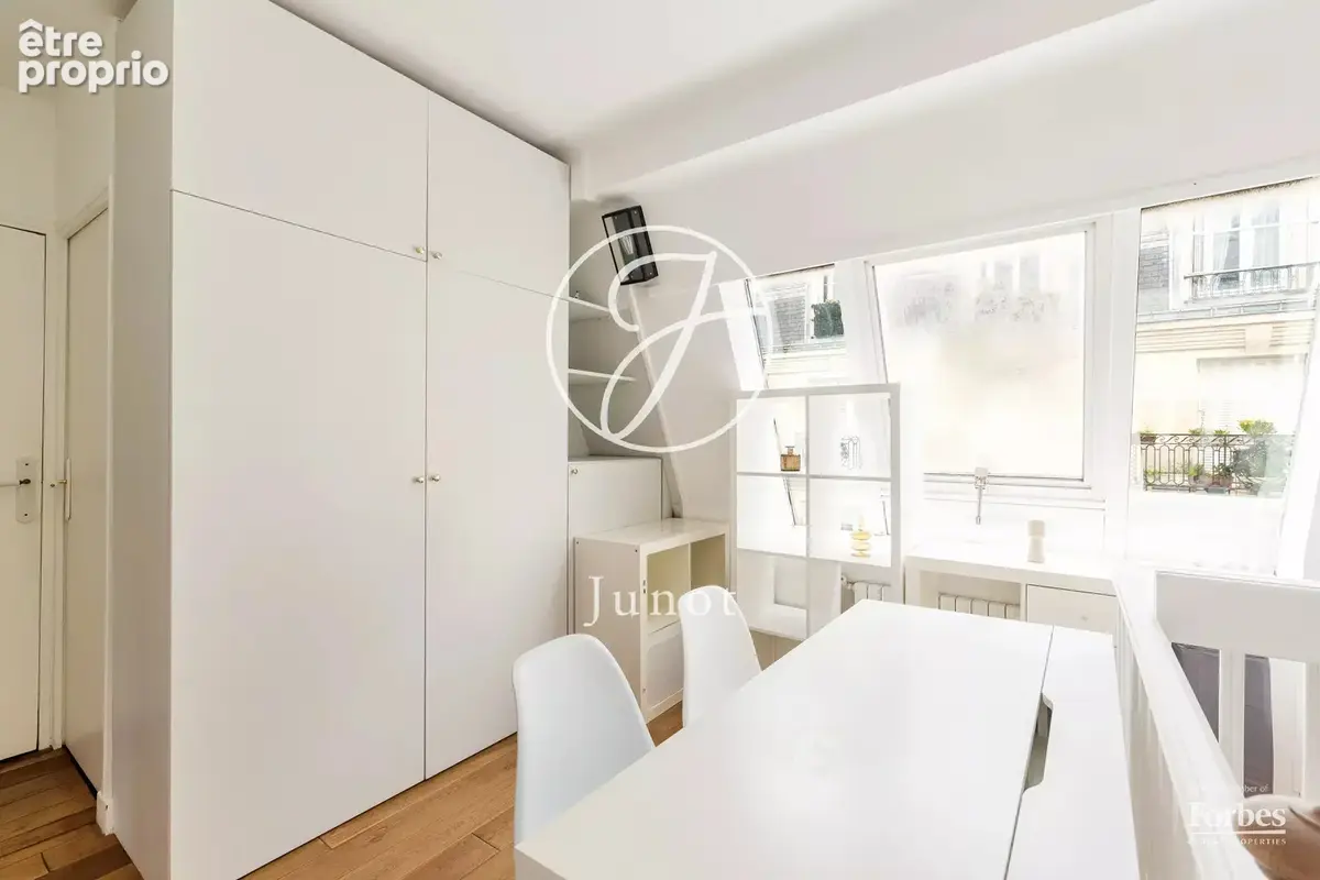Paris 15e - SUFFREN - Duplex - 3 pièces - 58,69m² Carrez - 61,47m² au sol - 2 chambres - Balcon - photo 9