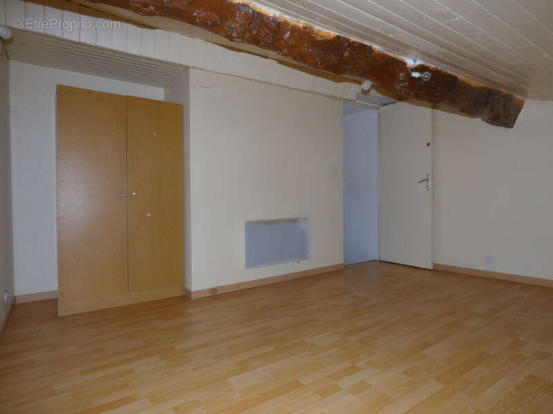 Maison à SAINTE-COLOMBE-SUR-GAND