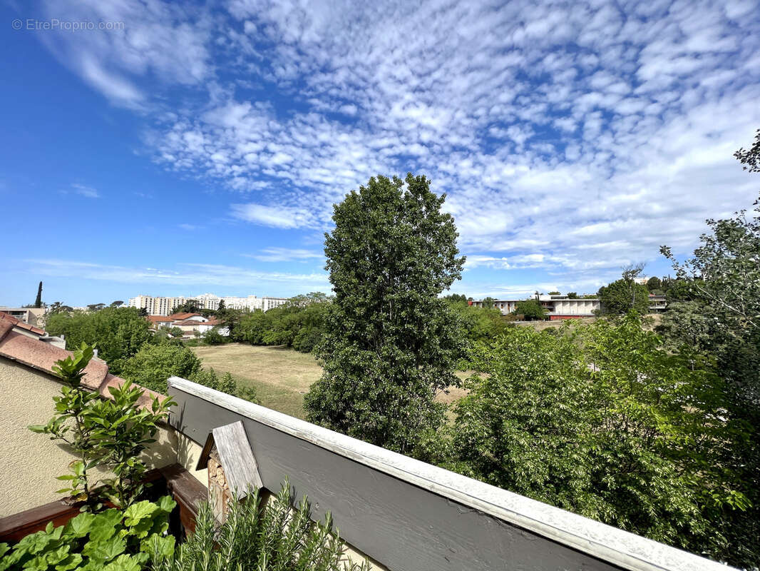 Appartement à MARSEILLE-13E