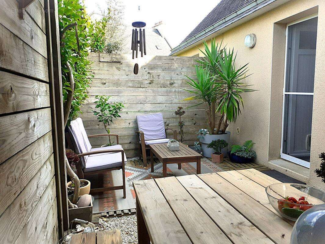 Maison 3 chambres avec jardin clos au DRENNEC (29 860) - photo 3