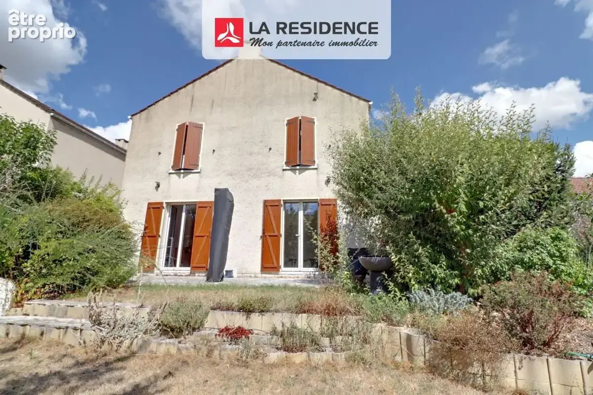 Maison 6 pièces 137 m² à vendre à Jouy-Le-Moutier (95280) - photo 9