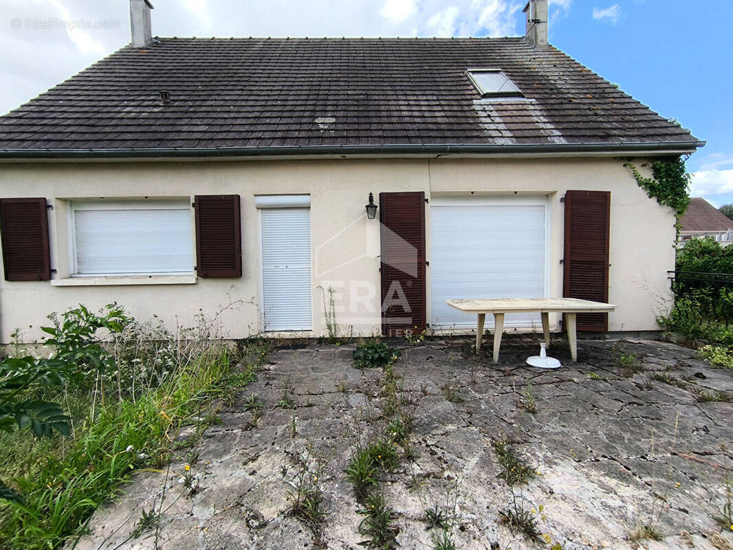 Maison à VIC-SUR-AISNE