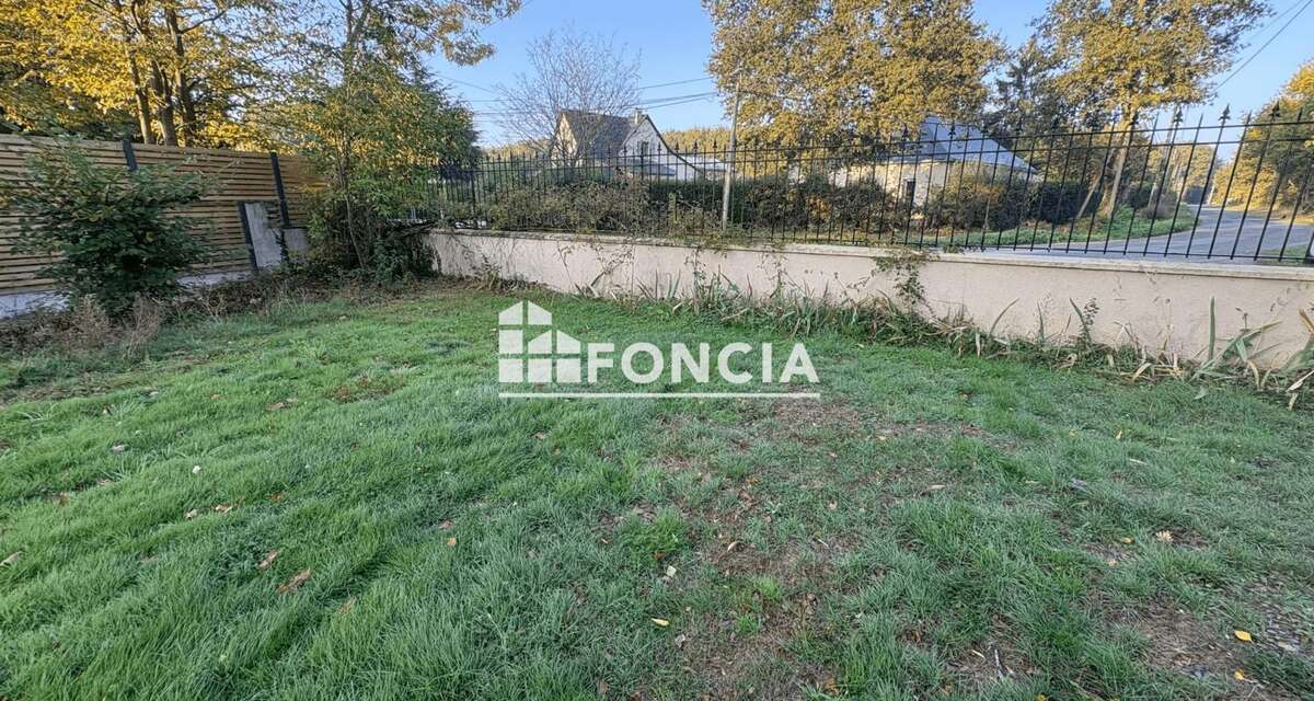 Terrain à JUIGNE-SUR-LOIRE