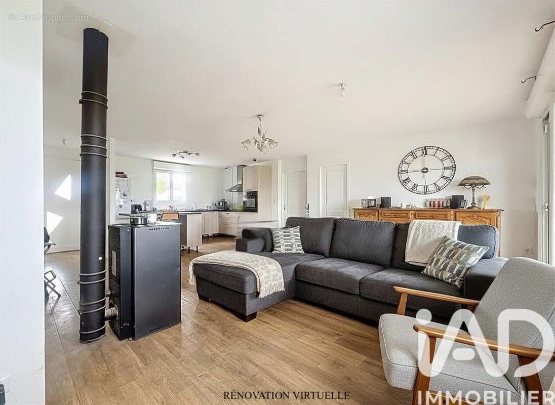 Photo 2 - Maison à CHARRON