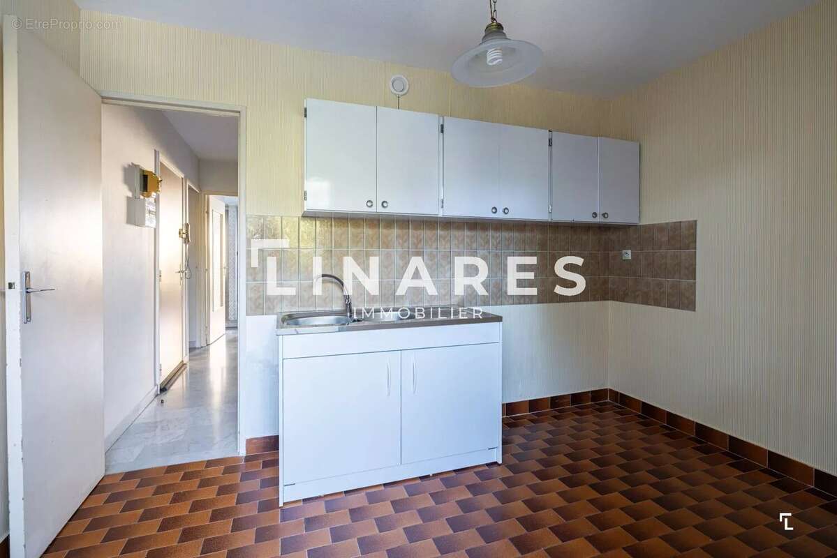 Appartement à MARSEILLE-8E