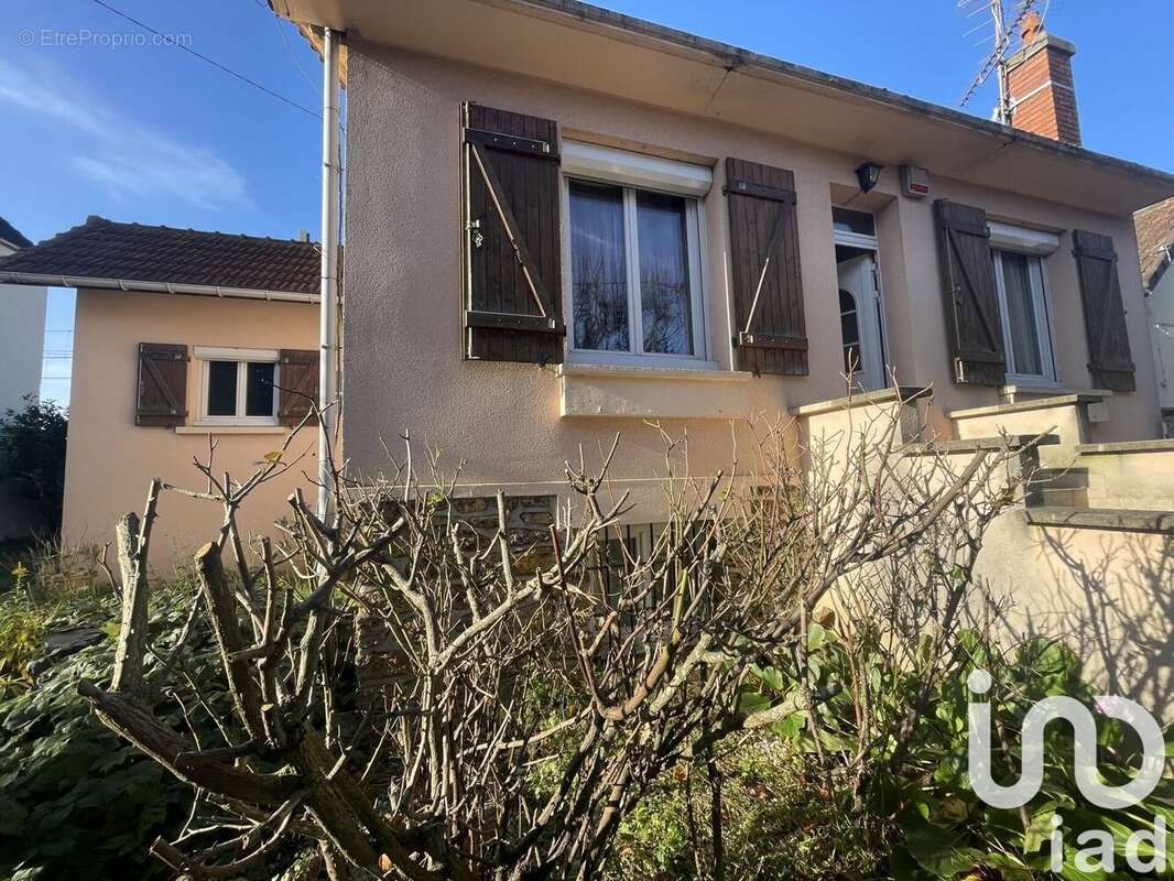 Photo 3 - Maison à VILLENEUVE-LE-ROI