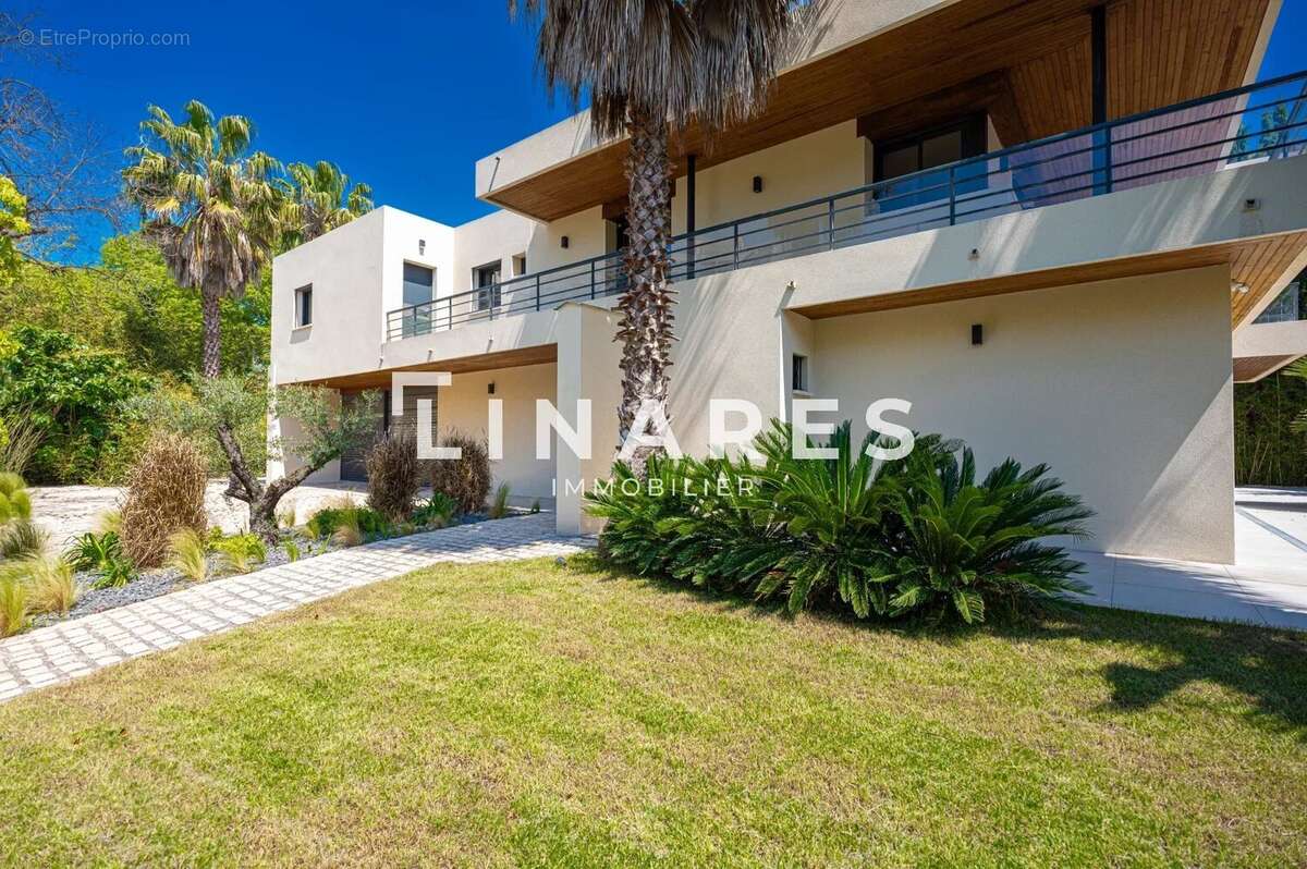 Maison à MARSEILLE-8E