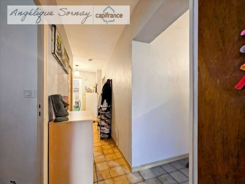 Maison à COMMENAILLES