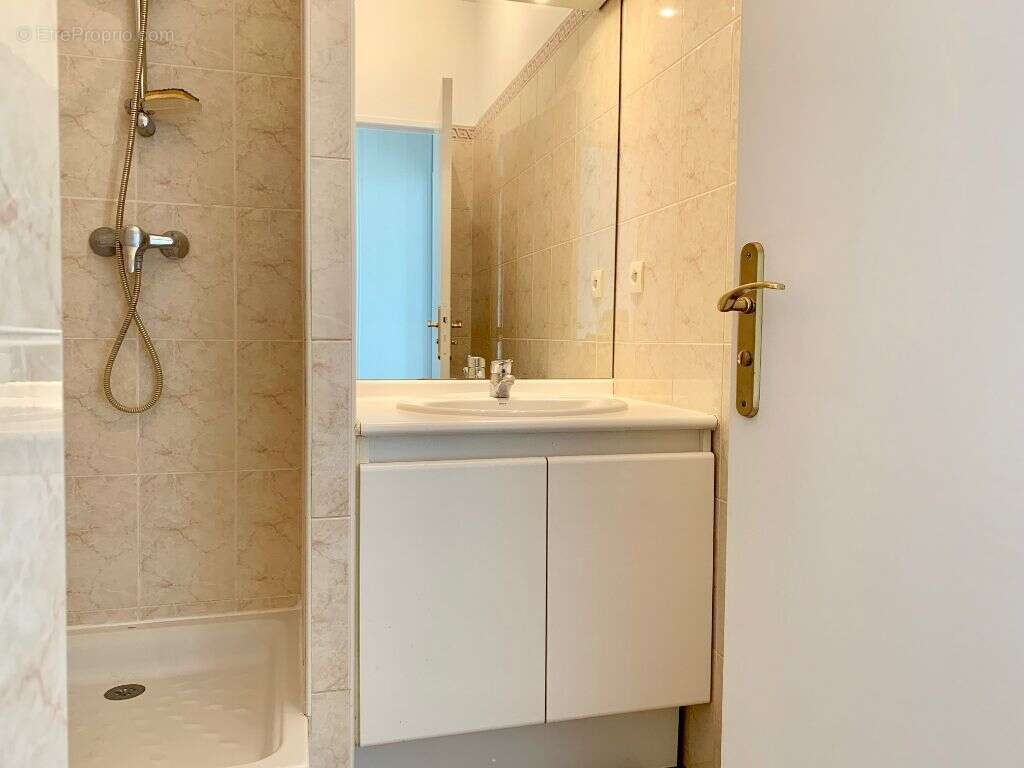 Appartement à NOGENT-SUR-MARNE