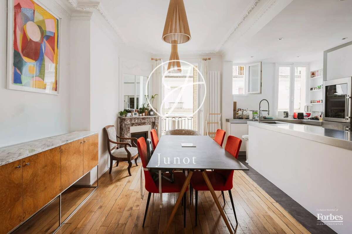 Paris 16e - JASMIN / AUTEUIL - Appartement - 5 pièces - 136.36m² Carrez - 3 chambres - photo 11