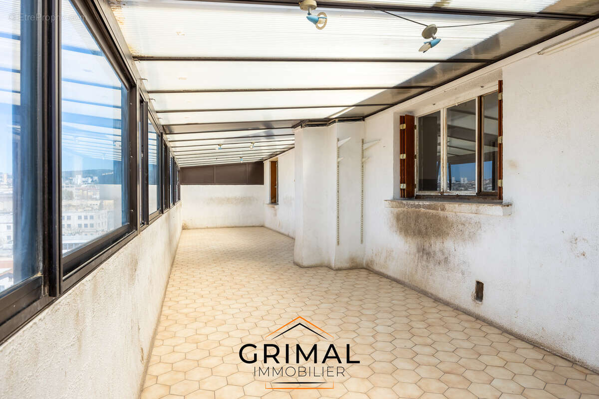 Appartement à MARSEILLE-14E