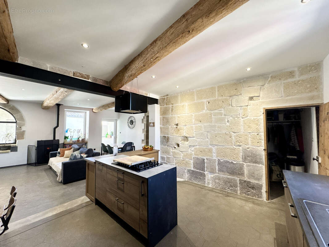 Maison à AIGUES-VIVES