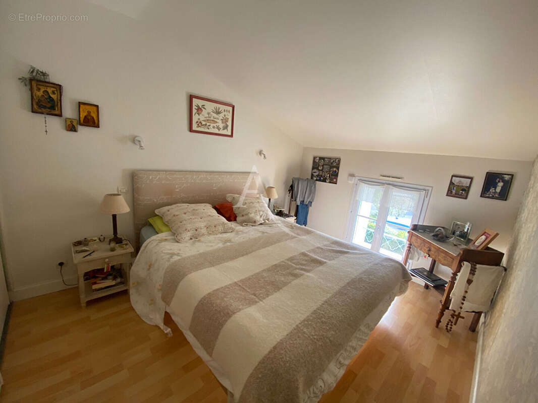 Maison à SAINT-NAZAIRE-SUR-CHARENTE