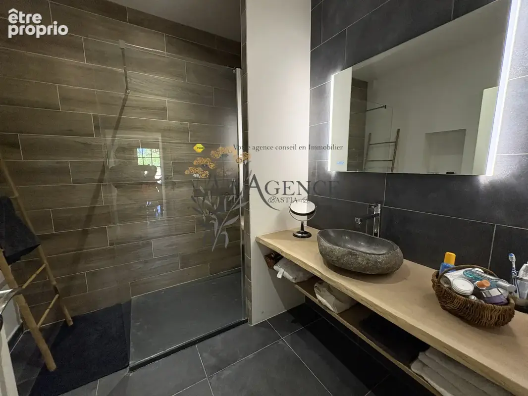 Macinaggio- coup de cœur   maison rénovée à deux pas de la plage - photo 7