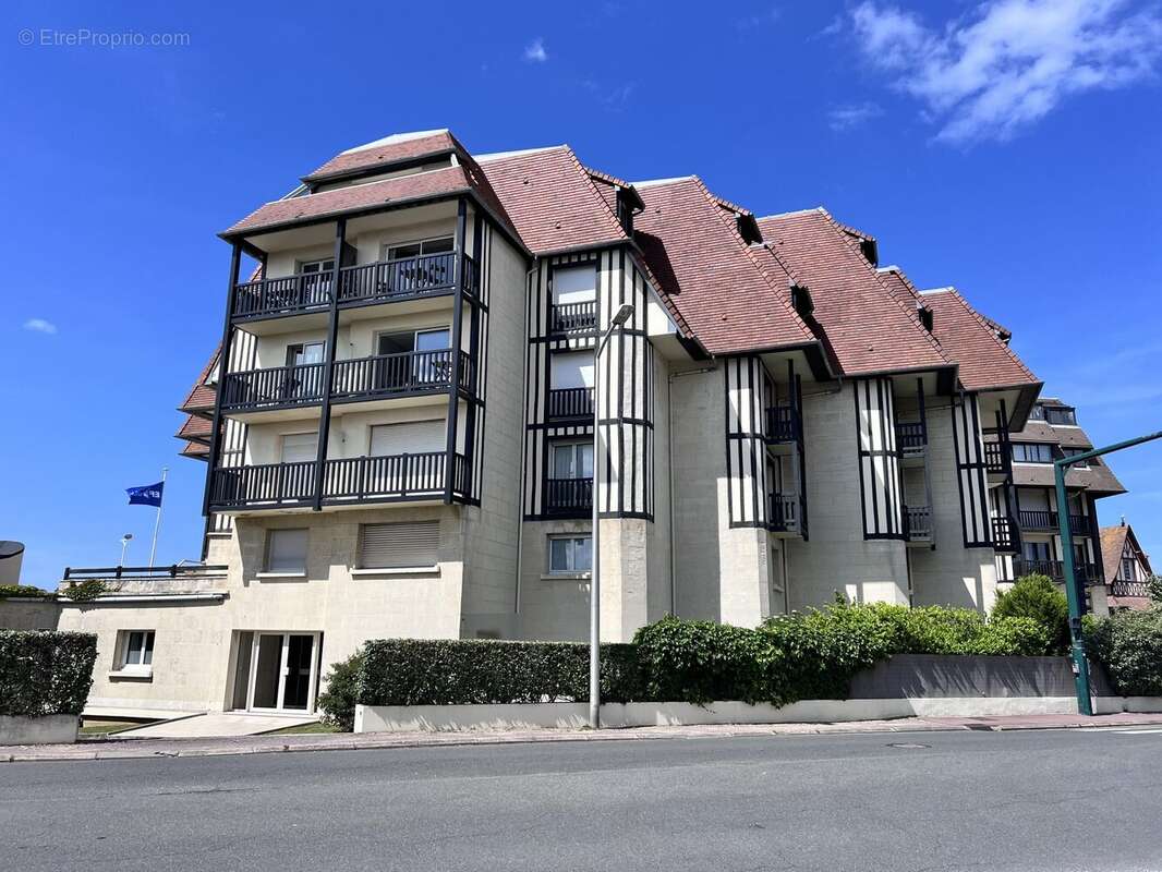 Appartement à BLONVILLE-SUR-MER