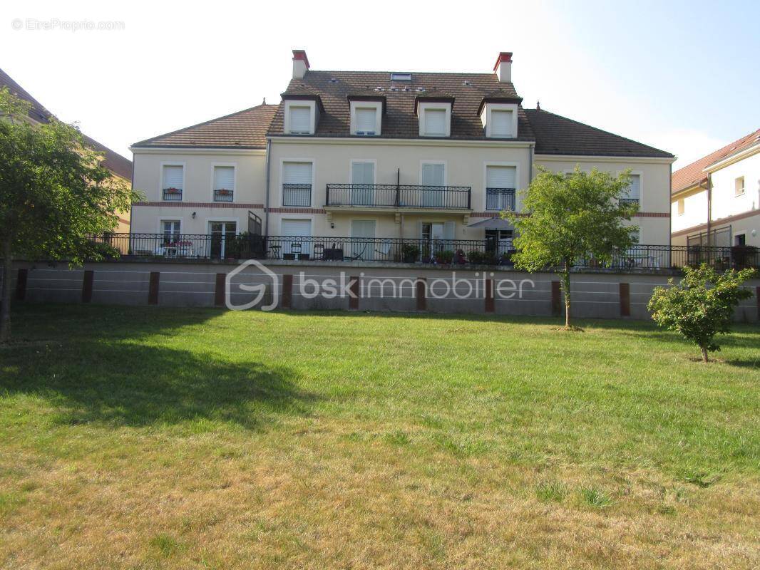 Appartement à MAGNY-LE-HONGRE