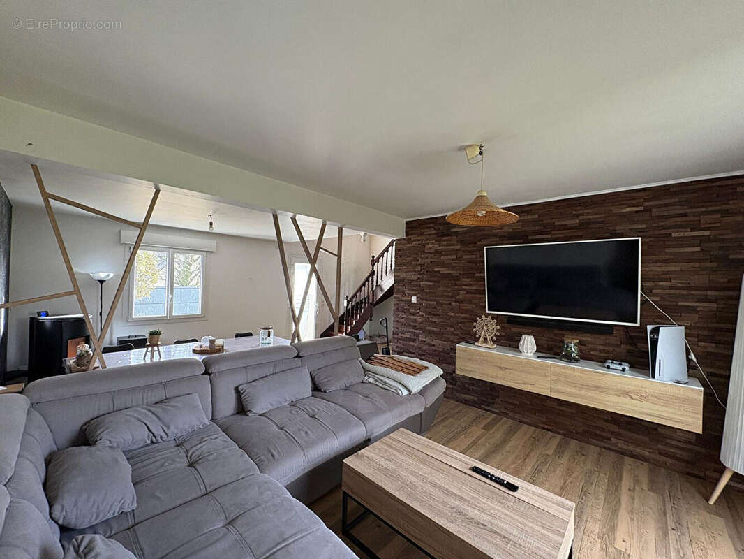 Maison à LAMPAUL-GUIMILIAU