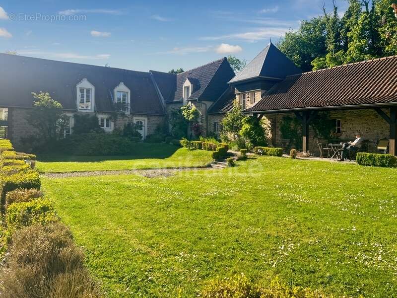 Maison à SAINT-LEONARD