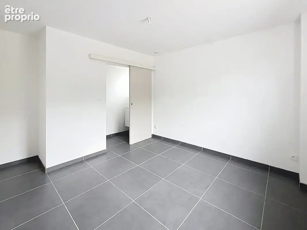 CALAIS - Pavillon semi-plain-pied 4 chambres - 112 m2 - photo 7