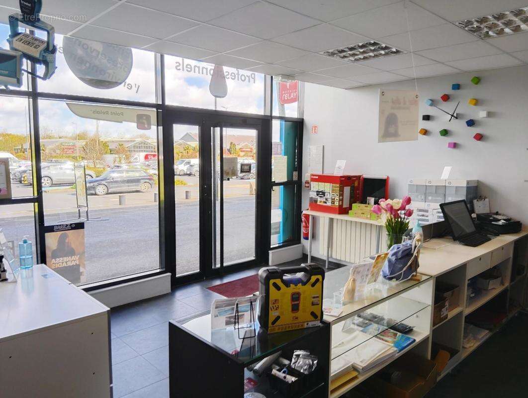 Commerce à LOUVIGNY