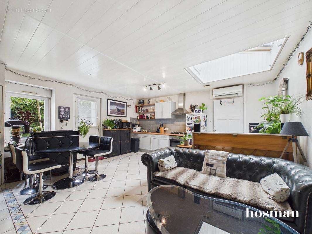 Maison à BOUGUENAIS