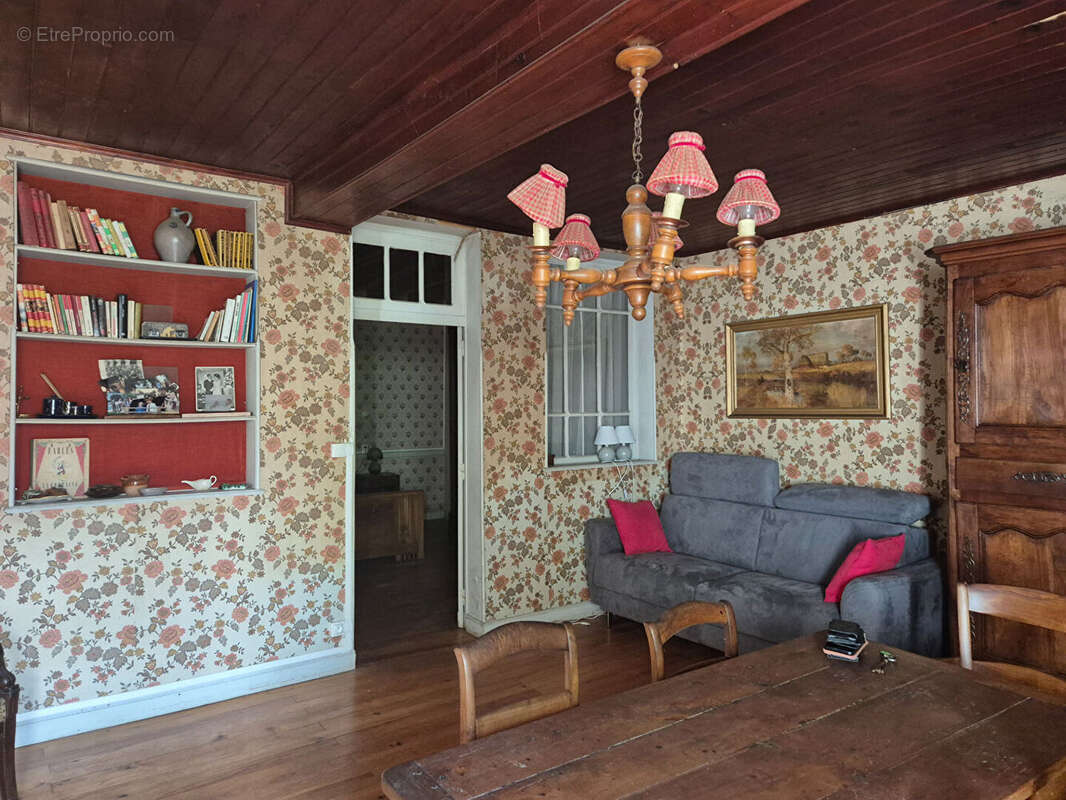 Maison à LE PIZOU