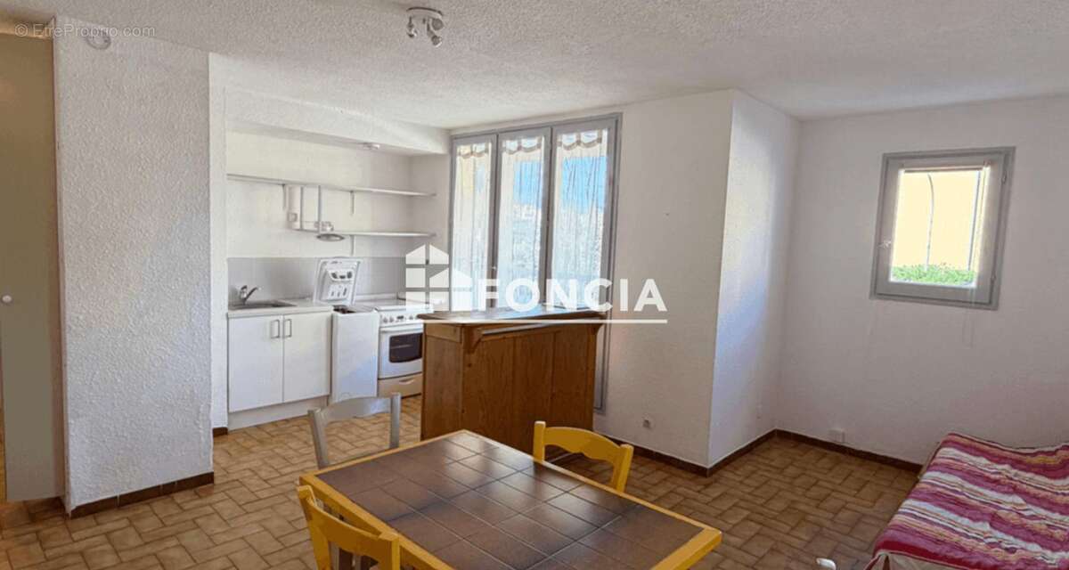 Appartement à COGOLIN
