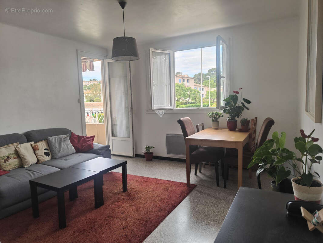Appartement à LE PRADET