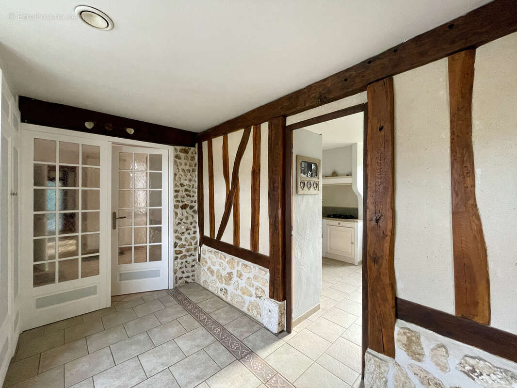 Maison à ARNIERES-SUR-ITON